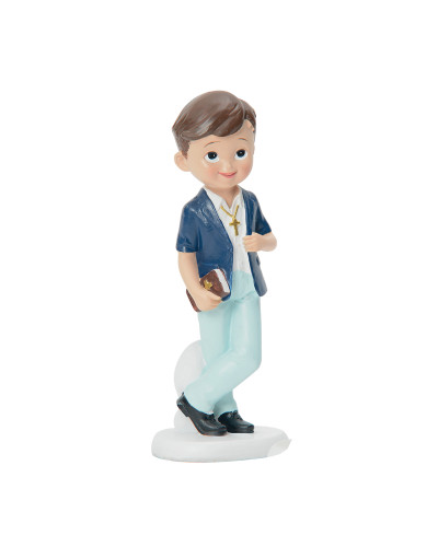 Communiant moderne en costume avec bible